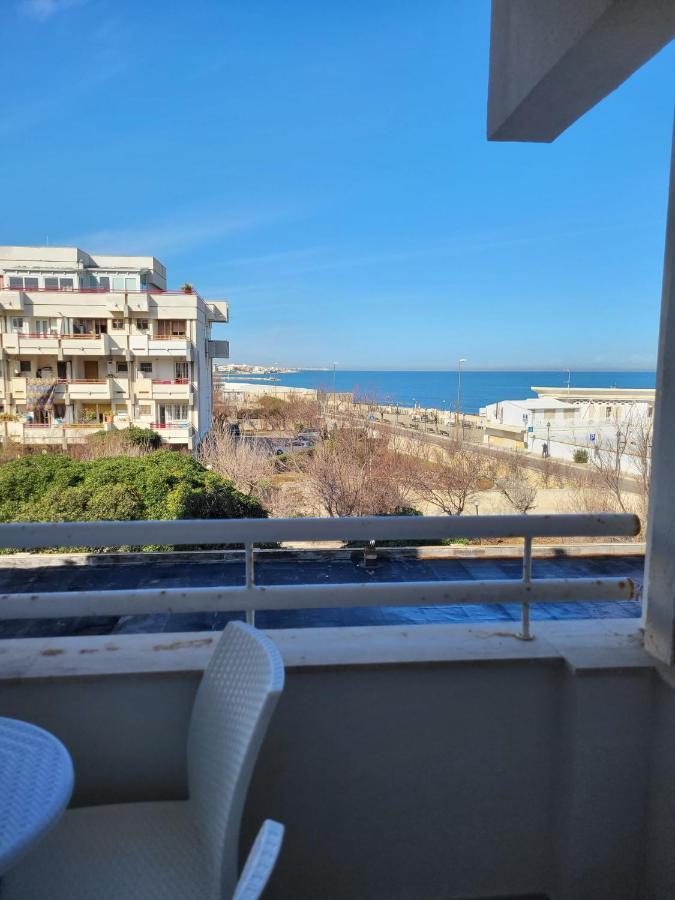 Casa Al Mare Hotel Bari Eksteriør billede